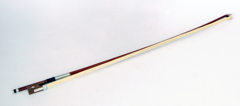 Фото Смычок для скрипки размером Carayа Bows-4/4