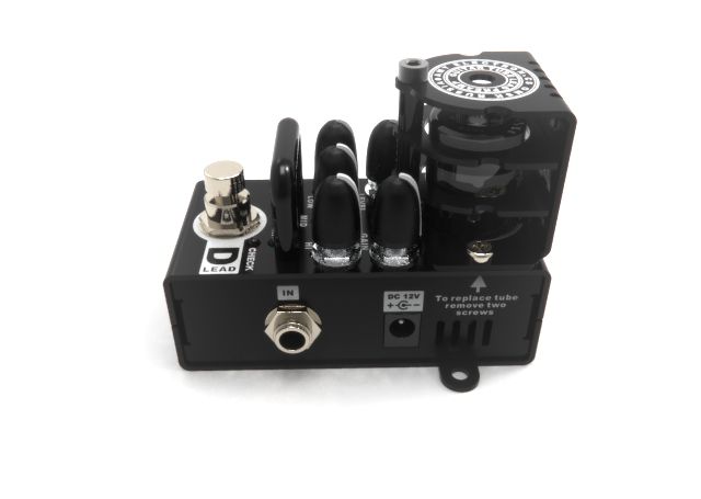 Фото Гитарный предусилитель AMT Electronics D-Lead Bricks