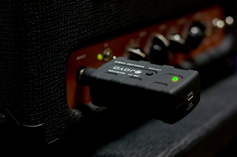 Фото Беспроводной приемо-передающий комплект для гитары JW-01 Joyo, 2,4 ГГц 