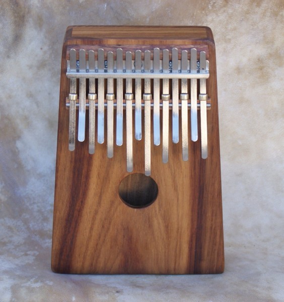 Фото Калимба HUGH TRACEY TM 17 язычков