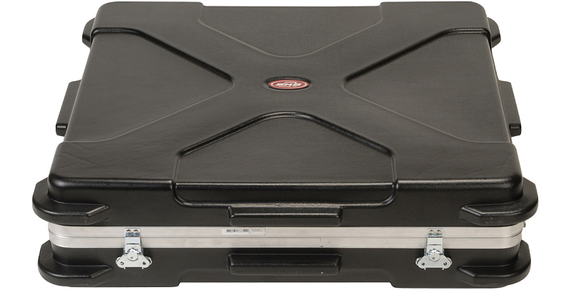 Фото SKB 3331 SALE  кейс для больших микшерных пультов( 83х78х20 см. ) EMX-5000/20