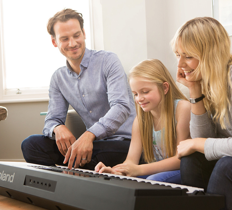 Фото Синтезатор Roland E-X20