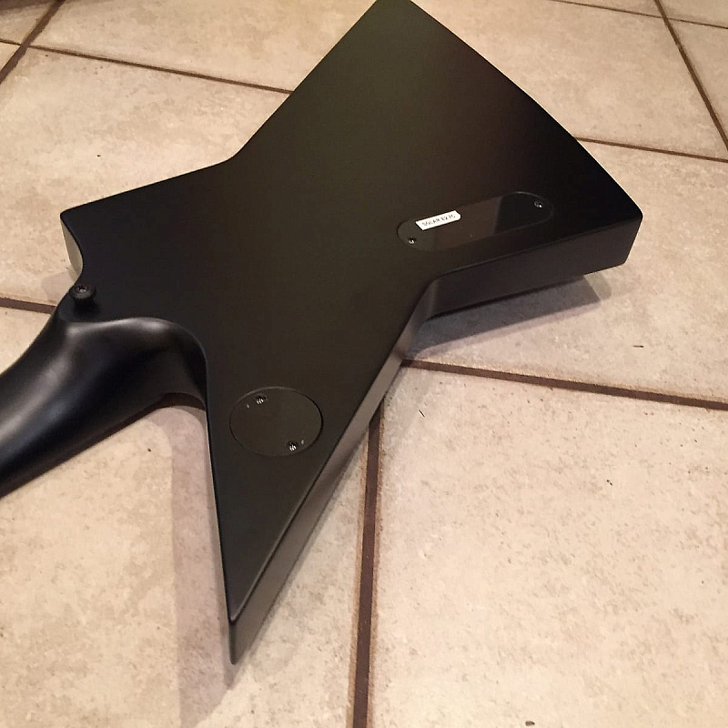 Фото Электрогитара Solar Guitars E2.7C