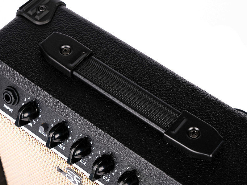 Фото Гитарный комбоусилитель Foix GM215-BLACK, 15Вт