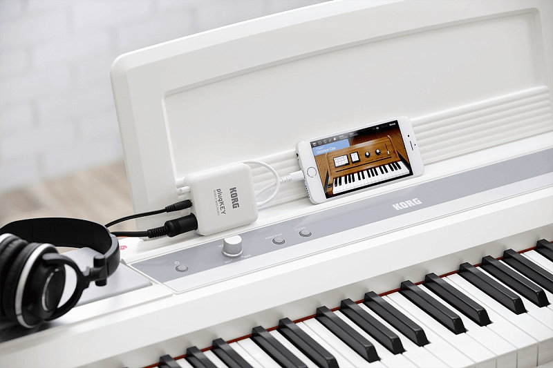 Фото KORG plugKEY-WH портативный аудио/миди интерфейс