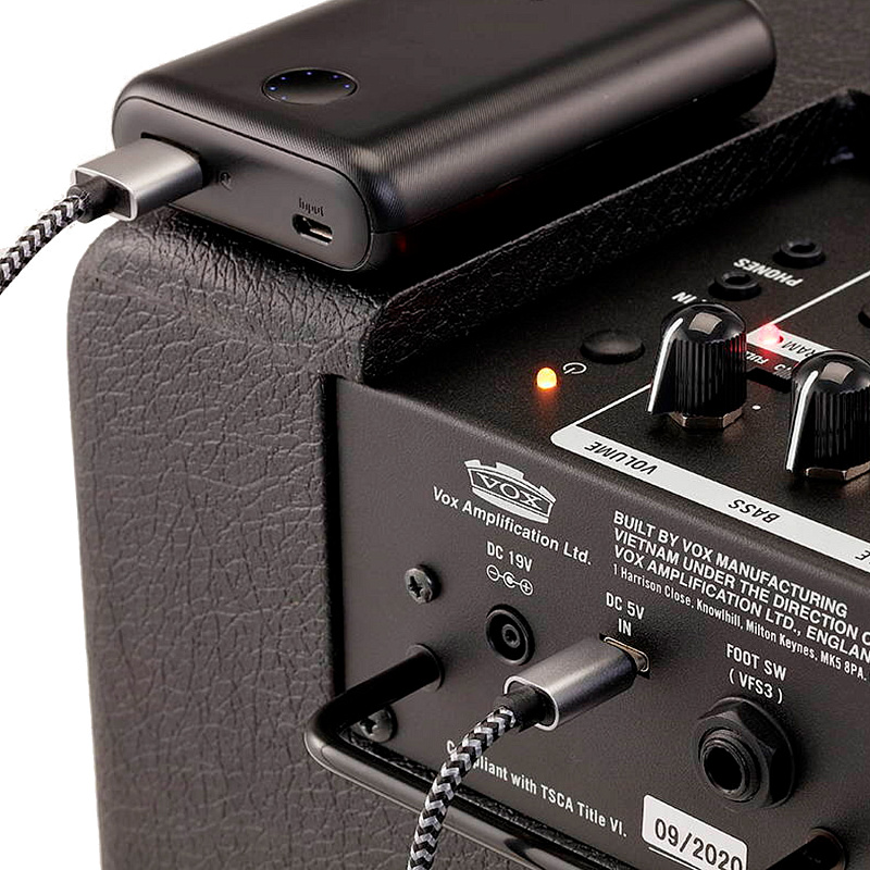 Фото Гитарный комбоусилитель VOX MINI GO 50