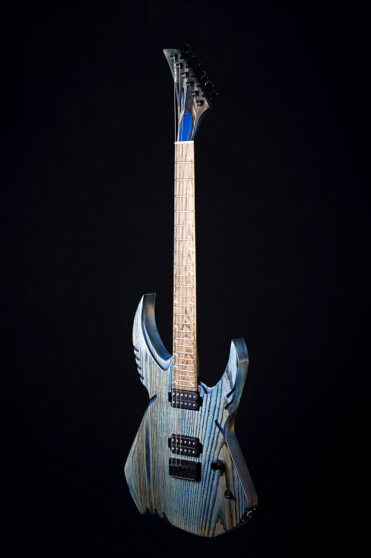 Фото Электрогитара RUSICH GUITARS Rock Eagle