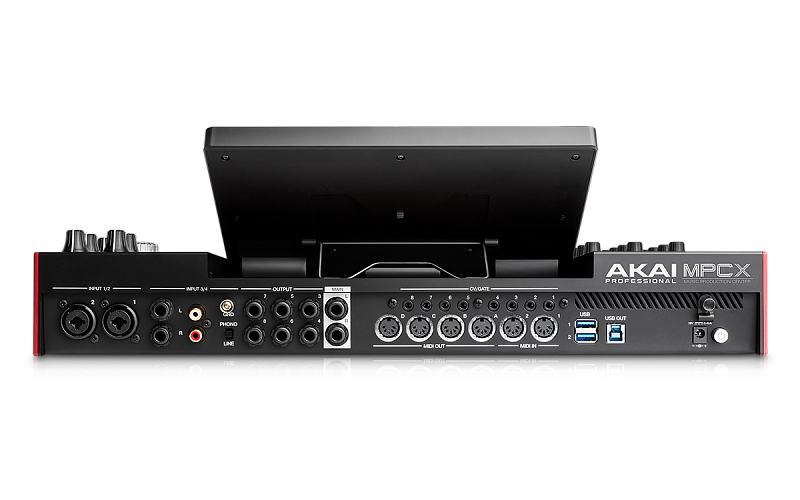 Фото AKAI PRO MPC X