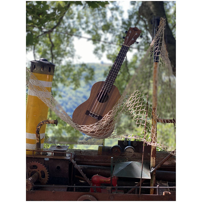 Фото Укулеле концерт FLIGHT NUC200 NA